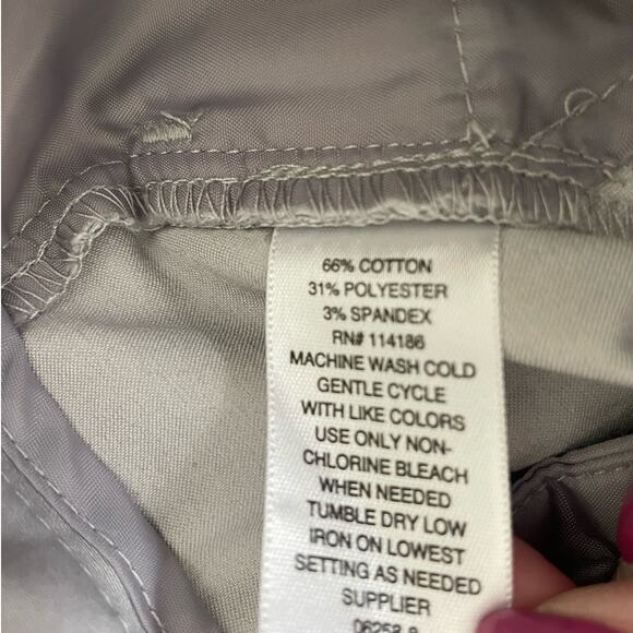 Liz Claiborne Women Emma Pants 12 Lavender Cotton Ankle Satiny Classic Dressy‎ - Picture 9 of 9